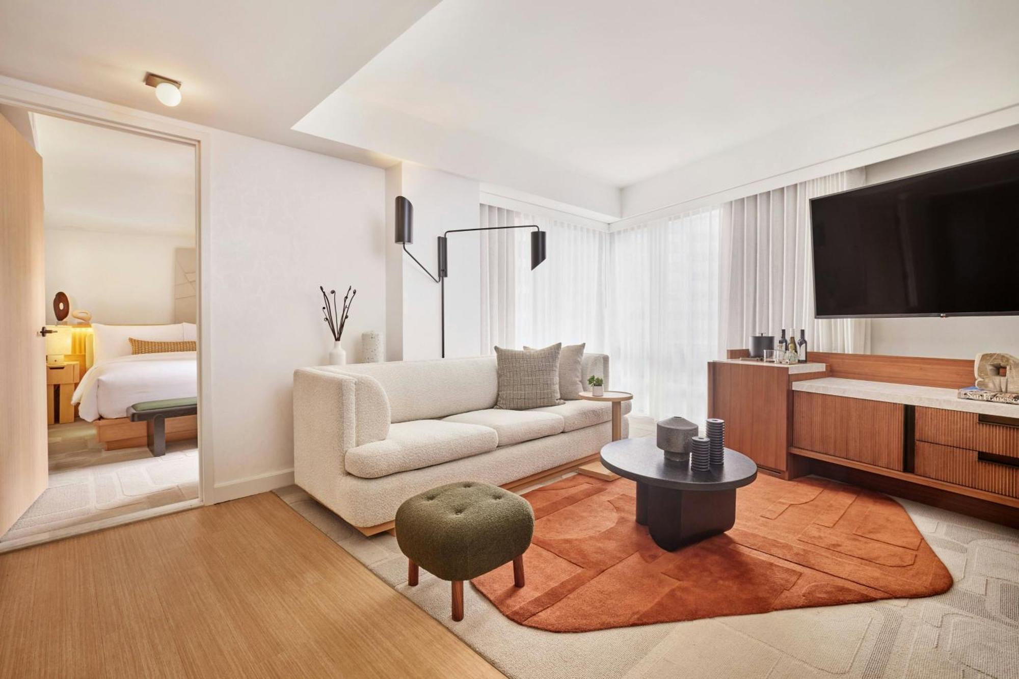 Le Meridien 4*